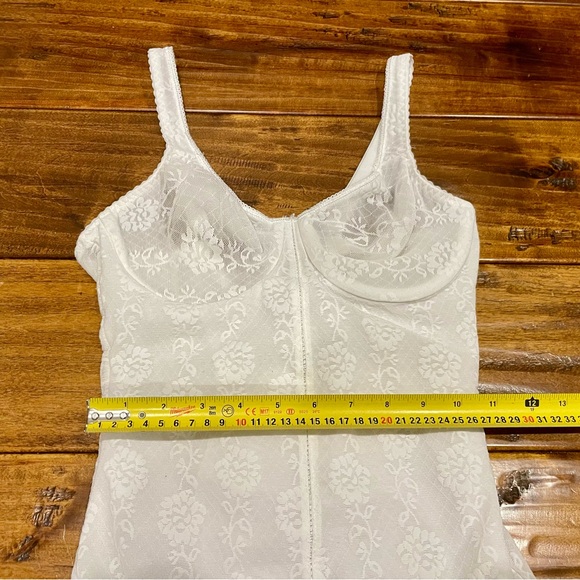 Vintage Flexees white stretch bodysuit shapewear - Picture 12 of 13